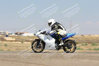 media/Sep-01-2025-Lets Ride (Mon) [[4370d11284]]/B Group/1220pm (Wheelie Bump)/